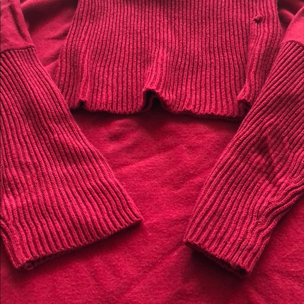 Sweater - Picture 2 of 3